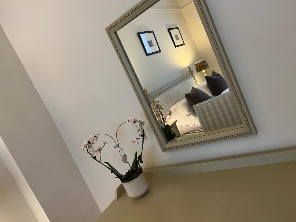 Wm Garden Cottage Эдинбург Экстерьер фото